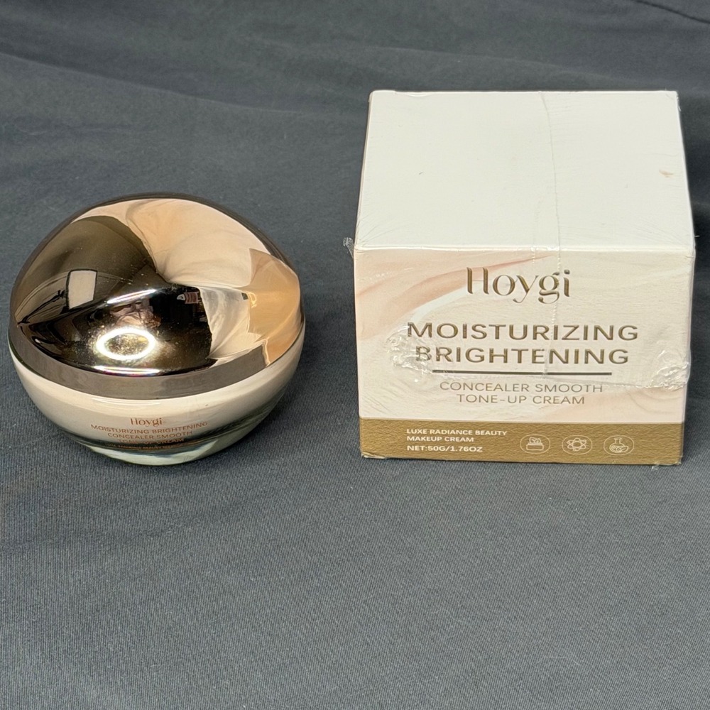 HOYGI- Moisturizing Brightening- Concealer Smooth Tone - Up Cream